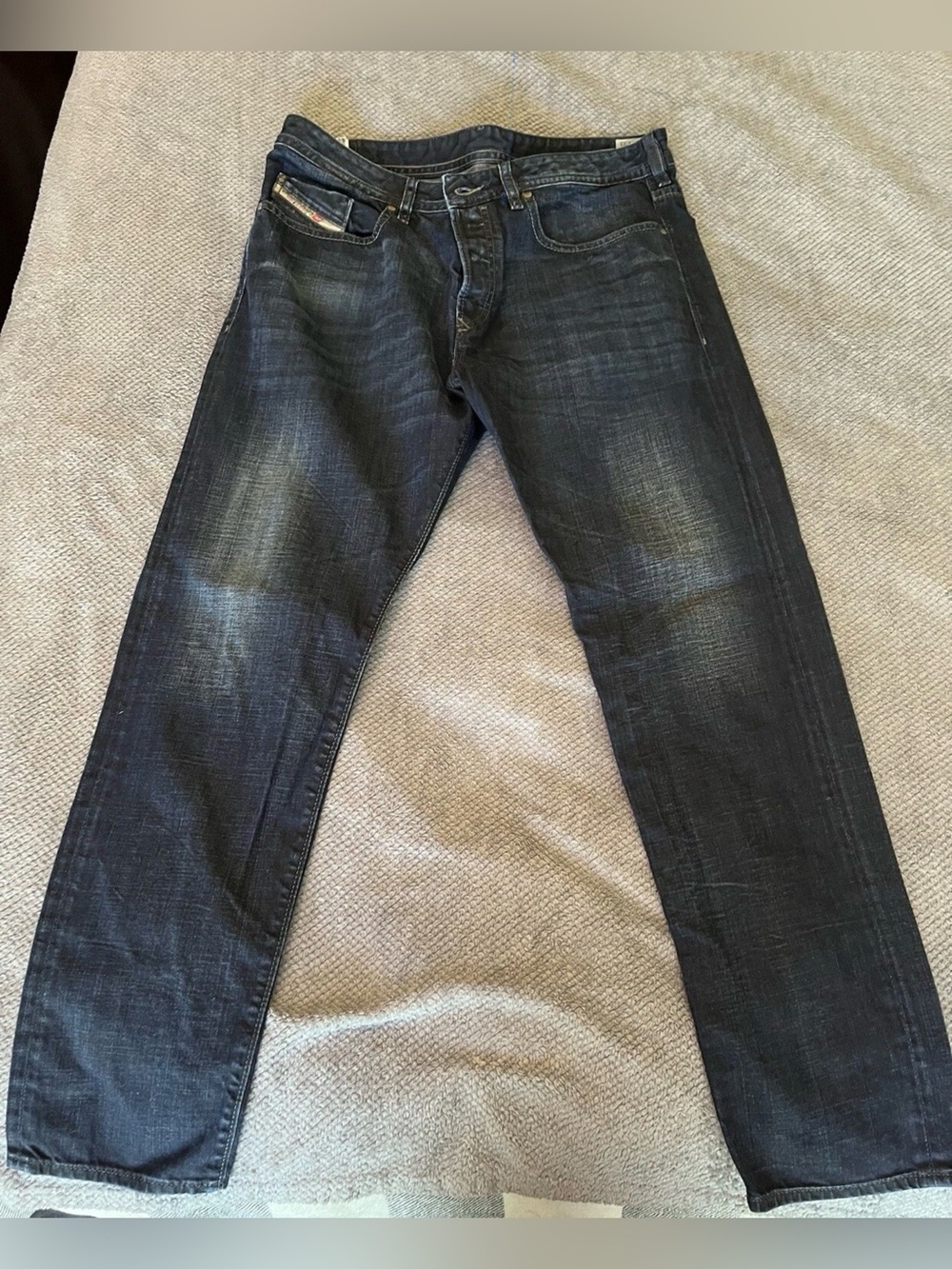Size 36 x 32 - Diesel Industry Buster Dark Wash Regular Slim Tapered Jeans 0835H